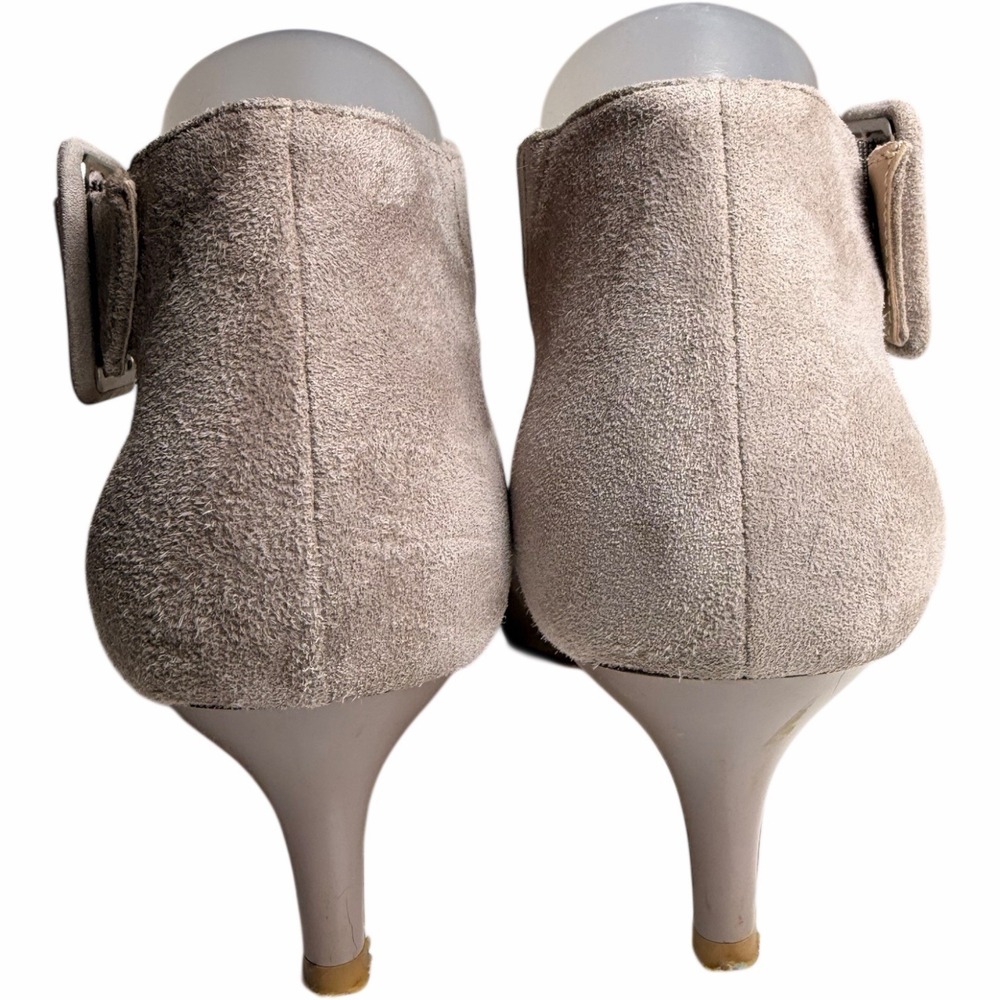 Pelle Moda Berlin Suede Kitten Heel Sandals Taupe Gray Ankle Strap 8M Neutral - Picture 7 of 11